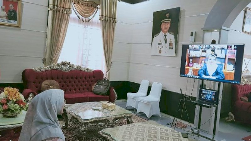 Istri Bupati Jeneponto Ikut Halalbihalal Lewat Virtual dengan Lies Nurdin