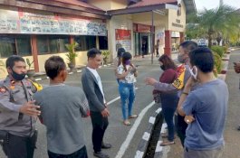 Tim Gabungan Pangkep Pergoki Oknum Kades Asal Maros Pesta Miras Bareng Beberapa Wanita