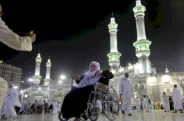 90 Ribu Masjid Dibuka Kembali di Arab Saudi Minggu, Sterilisasi Sementara Berlangsung