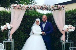 Petarung MMA Nikah Ulang secara Islam usai Mualaf