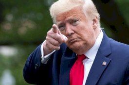 Presiden Donald Trump Siap Terapkan UU Pemberontakan