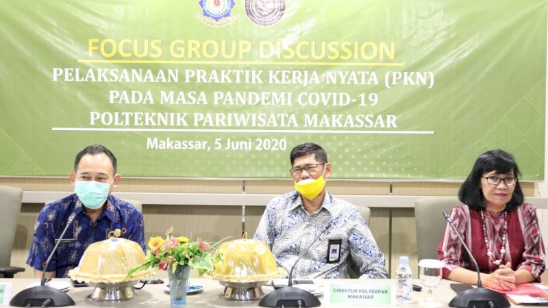 FOTO:Poltekpar Makassar gelar FGD Jelang dilaksanakannya Praktek Kerja Nyata (PKN) untuk Mahasiswanya di masa Pandemi Covid 19, di Kampus Poltekpar Makassar, Jumat,(5/6).