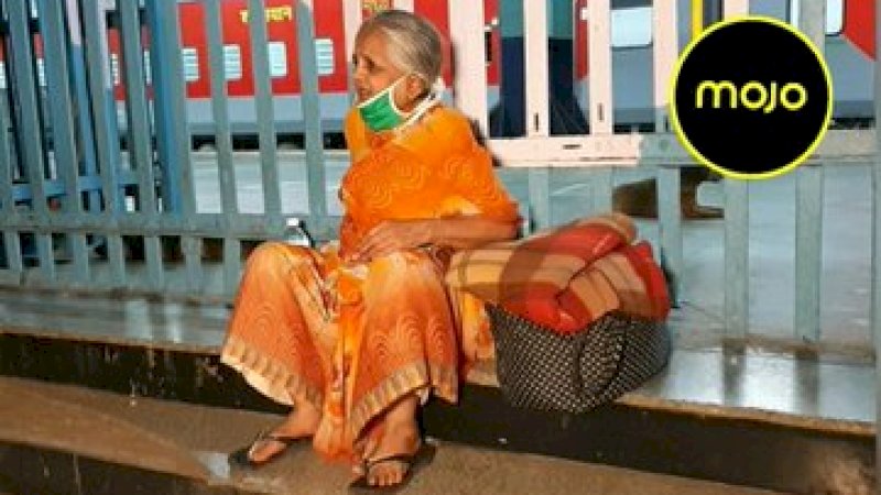  Leelavati Dadi di stasiun kereta api Bandra, Mumbai, India.