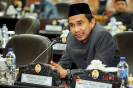 Iqbal Sebut Sinergitas Perlu Dibenahi, Ketua DPRD Makassar Enggan Komentar