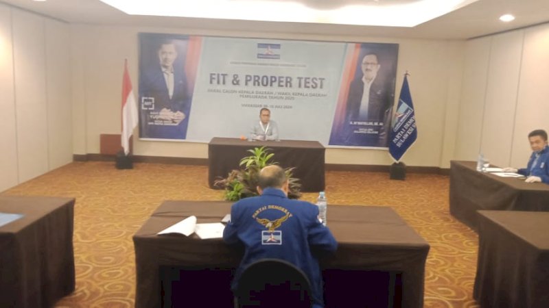 foto:Moh Ramdhan "Danny" Pomanto  mengikuti fit and proper test DPD Demokrat Sulsel, yang digelar di Hotel Claro, Sabtu (6/6/2020)