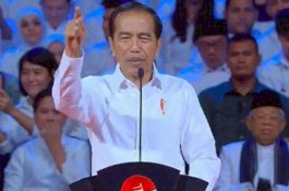 Jokowi: Beradaptasi dengan Corona Bukan Berarti Kita Kalah