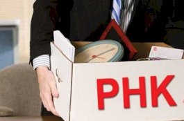 April, 7,7 Juta Karyawan Kena PHK
