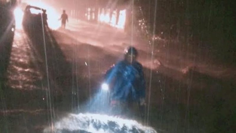 Banjir Bandang di Bantaeng, Empat Rumah Warga Hanyut Terbawa Arus