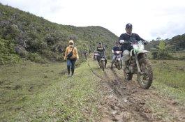 Bupati Harap Pembangunan Ruas Jalan Titik Nol Tedeboe - Lore Lutra Segera Terealisasi