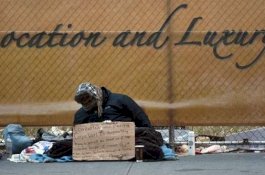 Jahat, Pria Ini Racuni Tunawisma dan Merekamnya saat Mereka Kesakitan