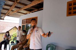 Kepala DPPKB Palopo Resmikan Perpustakaan Mini “To Patung” di Kampung KB