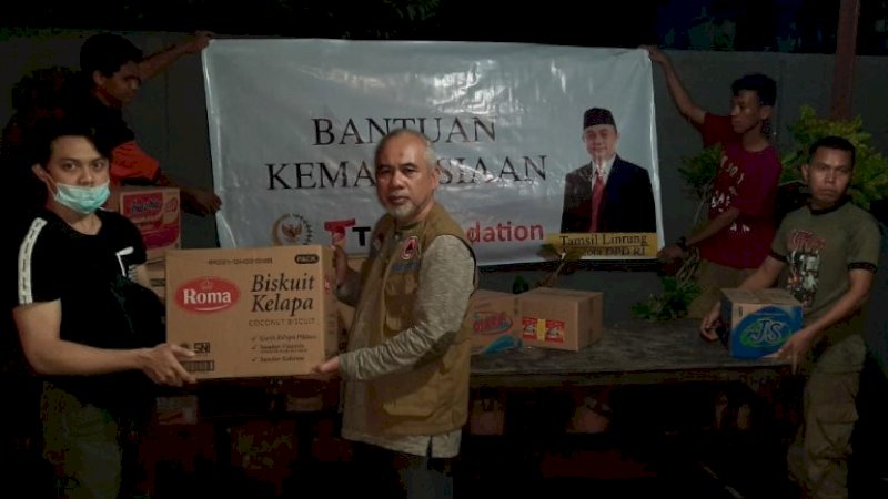 Yayasan sosial kemanusiaan Tali Foundation menyalurkan bantuan kepada korban bencana alam di Kabupaten Bantaeng.&nbsp;
