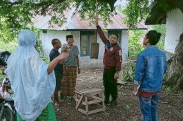 Dini Hari Keluar Bawa Parang, Pria di Jeneponto Ditemukan Tergantung di Pohon Asam