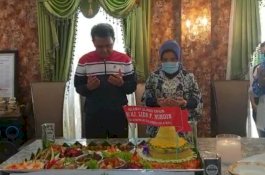 Isteri Ulang Tahun, Nurdin Abdullah: Semoga Keluarga Bahagia Dunia dan Akhirat