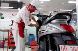 Astra Motor Makassar Beri Diskon Servis untuk Korban Banjir Bantaeng