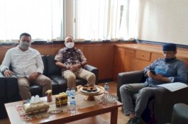 Anggota DPRD Kota Batam Temui Ketua DPRD Bone, Ini yang Dibahas