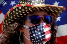 Warga Amerika Serikat Terbelah: Pakai Masker atau Tanpa Masker?