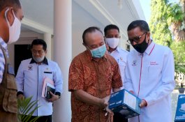Banyak Dokter PPDS Terinfeksi Covid-19, Nurdin Abdullah Beri Bantuan Alat Kesehatan