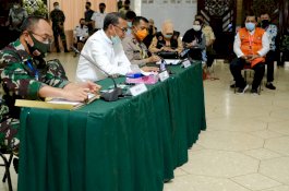 Gubernur Sulsel Pimpin Rapat Persiapan Takbir Akbar dan Salat Idulfitri