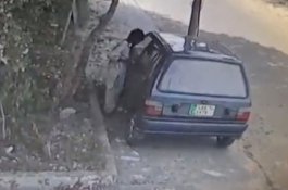 Bocah 10 Tahun Curi Mobil untuk Bersenang-senang, Polisi Memaafkannya Setelah Kehabisan Bensin