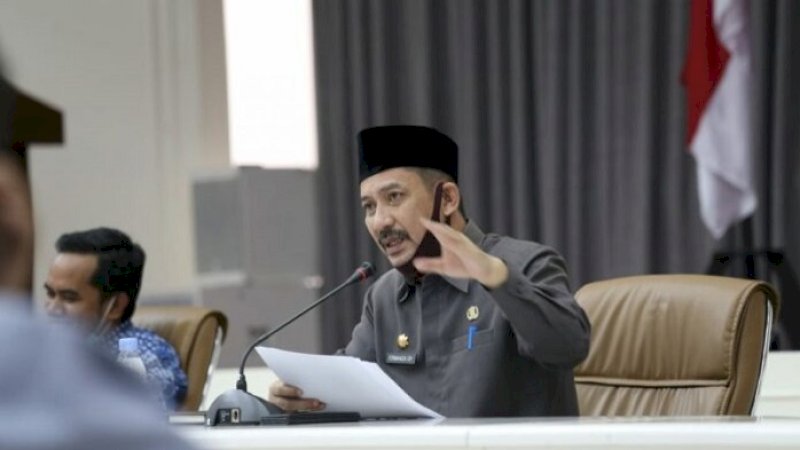 Sekretaris Daerah Kota Palopo, Drs Firmanza DP, SH, MSi memimpin rapat persiapan peringatan hari jadi ke-18 Kota Palopo.&nbsp;
