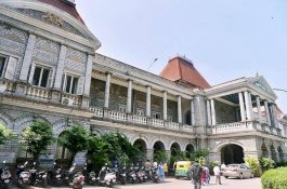 Diisolasi di RS karena Positif Covid-19, Koki Ini Melarikan Diri Setelah Meludahi Petugas Keamanan
