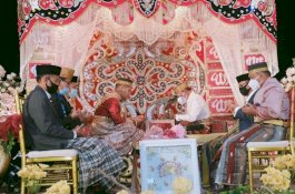 Gubernur Sulsel Nurdin Abdullah Jadi Saksi Pernikahan Putri Bupati Jeneponto dan Putra Bupati Konawe