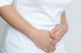 Hampir 10 Tahun Menikah Tak Kunjung Punya Anak, Istri Muda Ini Divonis Kanker Testis
