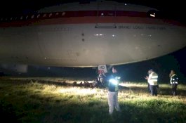 Pesawat Garuda Kecelakaan di Bandara Hasanuddin saat Hendak Terbang, Ini Foto-Fotonya