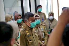 Taufan Pawe Tidak Mau Ada Warganya Kelaparan, Beras Segera Disalurkan