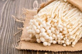 Kementan Pastikan Jamur Enoki Korsel Tak Lagi Beredar