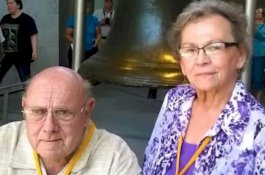 Bikin Sedih, Pasangan Lansia ini Berpegangan Tangan saat Meninggal Karena Covid-19