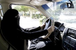 Diminta Setor Foto Berlatar Putih, Sejumlah Wanita Saudi yang Memohon SIM Jatuh ke Tangan Penipu