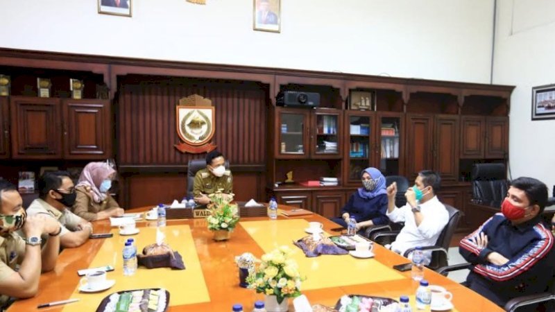 Langkah cepat Pemerintah Kota Makassar di bawah pimpinan penjabat Wali Kota, Prof Rudy Djamaluddin dalam mencegah penyebaran Covid-19 mendapat dukungan dari DPRD Sulsel.&nbsp;