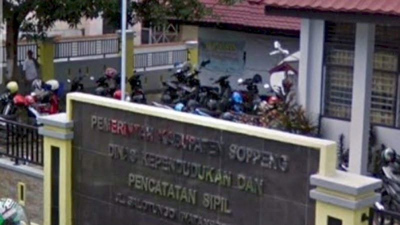 Disdukcapil Soppeng Batasi Pelayanan Hanya 40 Orang Setiap Hari