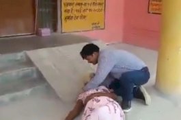 Ibu Terkulai ke Lantai di Depan Pintu Rumah Sakit yang Terkunci, Petugas Bilang Salah Masuk