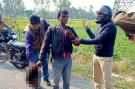 Duga Putranya Meninggal Kena Sihir, Pria Ini Tenteng Kepala Wanita ke Kantor Polisi