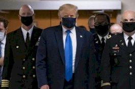 Akhirnya Pakai Masker di Depan Umum, Ini Kata Donald Trump