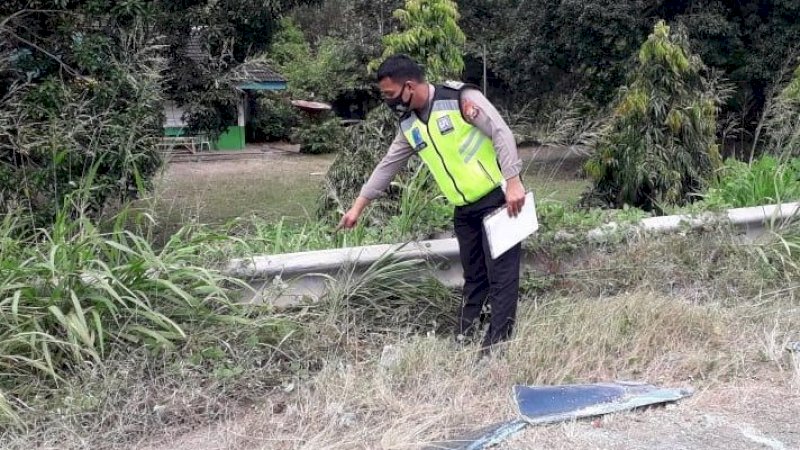 Lokasi kecelakaan di dekat Jembatan Datae, Kelurahan Lawawoi, Kecamatan Wattang Pulu, Kabupaten Sidrap.