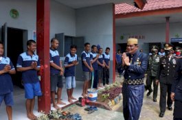Dapat Remisi Bersama 87 Rekannya, Napi Wanita Sampai Ini kepada Bupati Barru