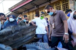 Kunjungi Lokasi Kebakaran Pannampu, Wagub Sulsel Minta Wali Kota Siapkan Langkah Pemulihan