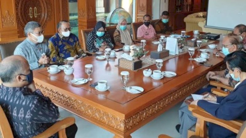 Pertemuan Wali Kota Parepare, Taufan Pawe dengan pengurus Yayasan Habibie Center di Jakarta, Rabu (26/8/2020).