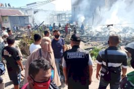 Wawali Parepare Tinjau Lokasi Kebakaran di Kelurahan Sumpang Minangae