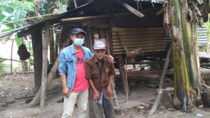 Rumahnya Terbakar Lima Tahun Lalu, Pria Sebatangkara 78 Tahun di Pinrang Hidup di Bekas Pos Ronda