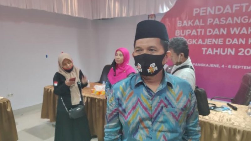 Ketua KPU Pangkep Burhan Jati 
