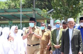 Bupati Barru Letakkan Batu Pertama Pembangunan Gedung Baru Asrama Putra DDI Mangkoso