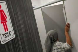 Tagih Gaji, Puluhan Guru Mengaku Justru Diperlihatkan Rekaman Mereka di Toilet Sekolah