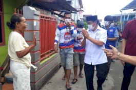 Rahman Bando Blusukan di Pampang, Warga Curhat Drainase Tak Kunjung Beres