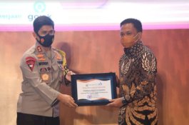 Pemkab Bantaeng Raih Penghargaan DPMPTSP Terbaik Tahun 2020