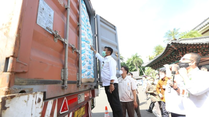 Nilainya Rp22,5 Miliar, Mentan Lepas Ekspor Perdana Pakan Ternak Trytophan Granule ke Asia dan Eropa